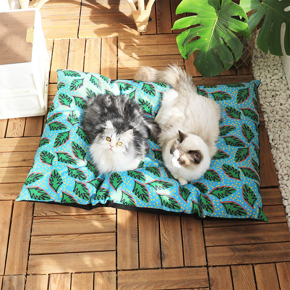 Hawaiian Leaf Pattern Waterproof Durable Large Dog & Cat Mat