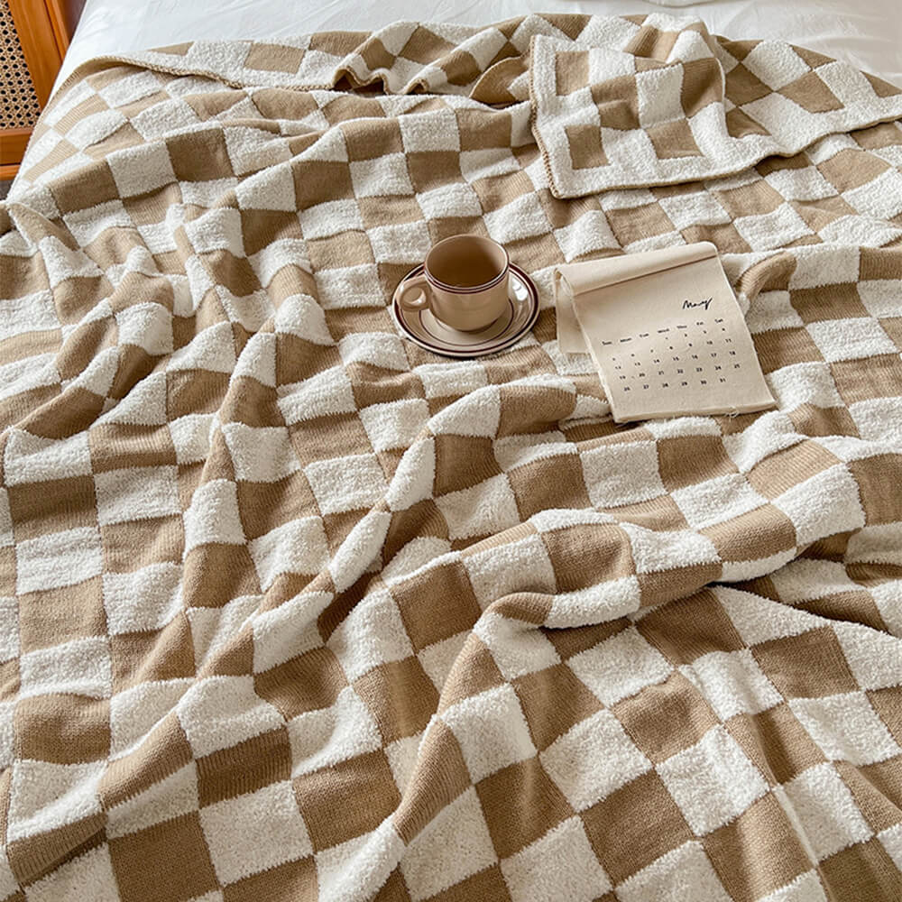 Plush Color-Block Checkerboard Throw Blanket