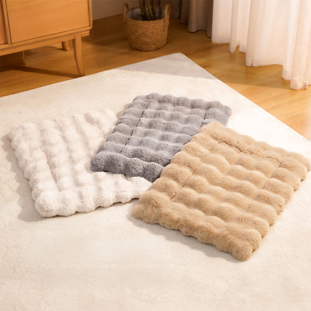 Wave Pattern Ultra Soft Faux Rabbit Fur Dog & Cat Mat With Pet Pillow