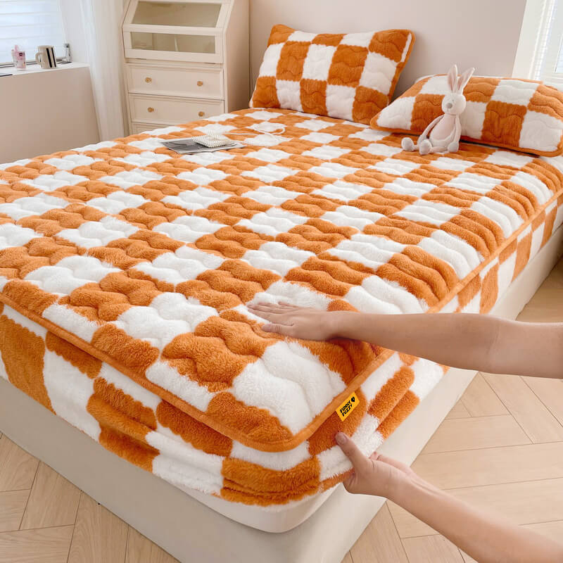 Milk Velvet Checkered Bedding Fitted Sheet Mattress Cover